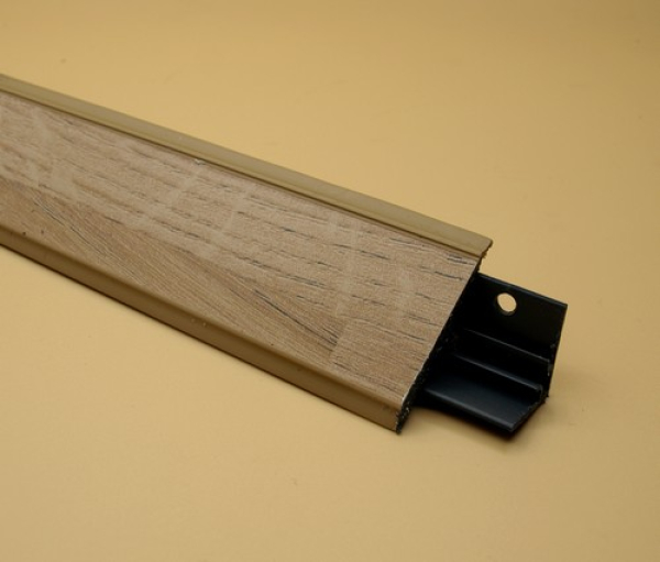 Küchenabschlussleiste VL - Eiche Stab